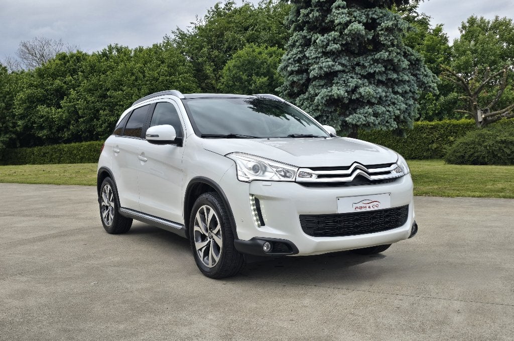 Citroën C4 Aircross 1.6D ** Panodak - Keyless ** GAR 12M, Auto's, Voorwielaandrijving, Euro 5, Zwart, Leder en Stof