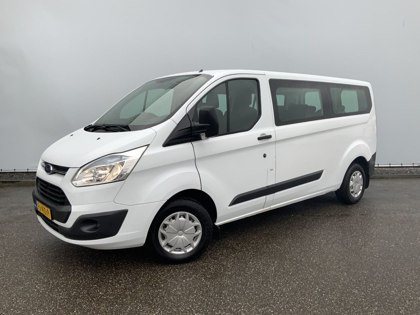 Ford Transit Custom TURBOPROBLEEM 300 2.2 TDCI L2H1, Auto's, Ford, Monovolume, Start-stop-systeem, Wit, Bedrijf