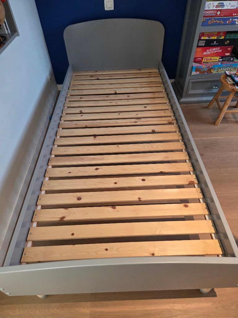 Kinderbed, 85 à 100 cm, Sommier à lattes, Enlèvement, 180 cm ou plus