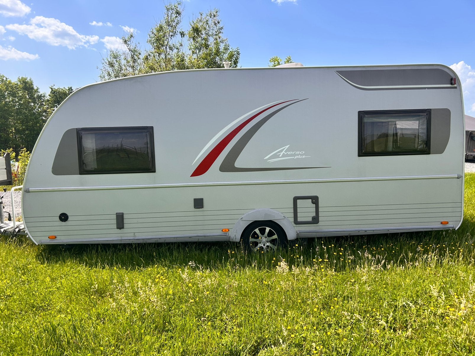 Caravane Bürstner/Vero TK 510  – Très bien équipée, Caravanes & Camping, Caravanes, Entreprise, Mover, Bürstner