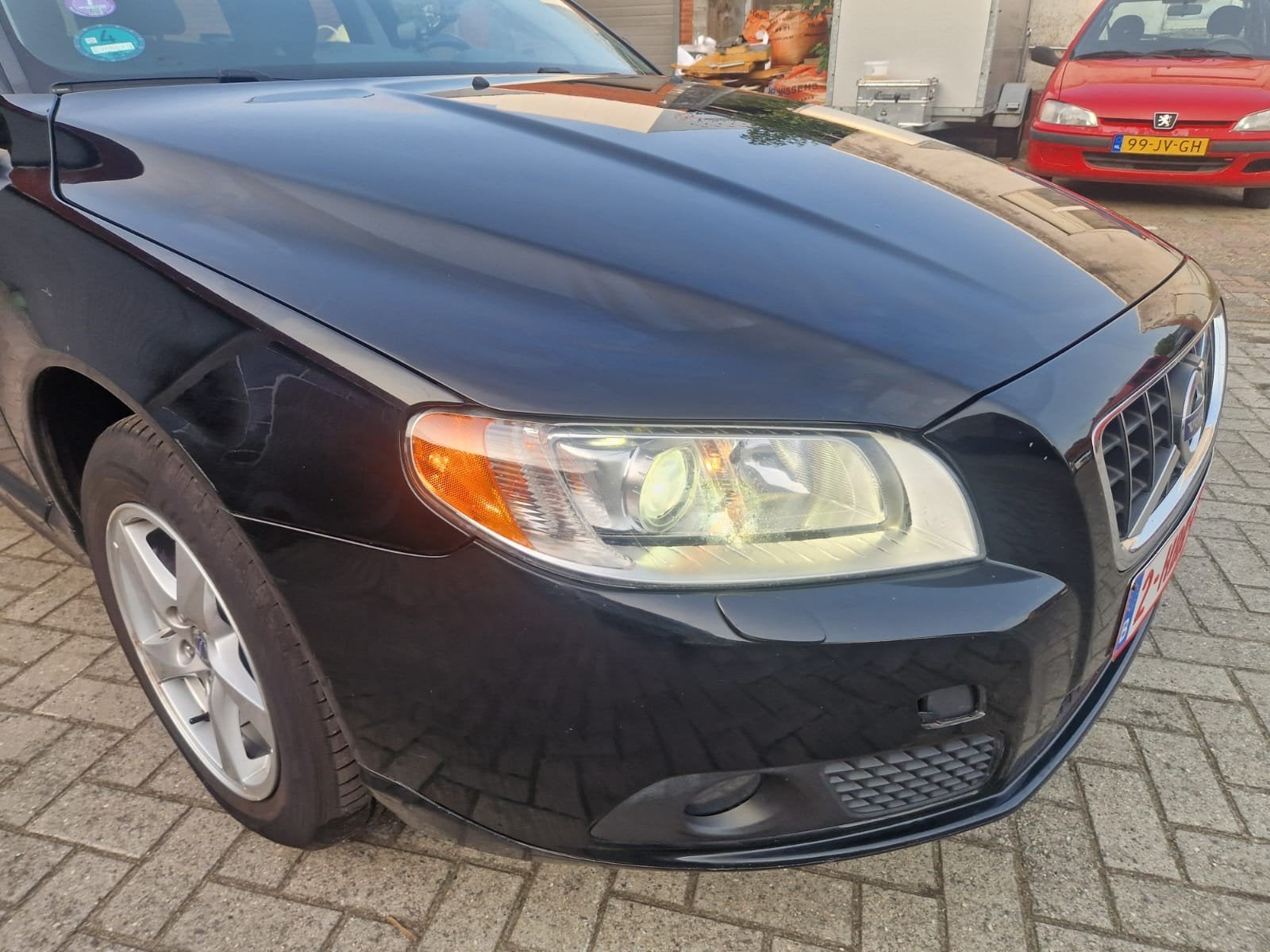 Volvo V70 T4 AUTOMAAT BENZINE, Autos, Euro 5, Achat, Automatique, Particulier