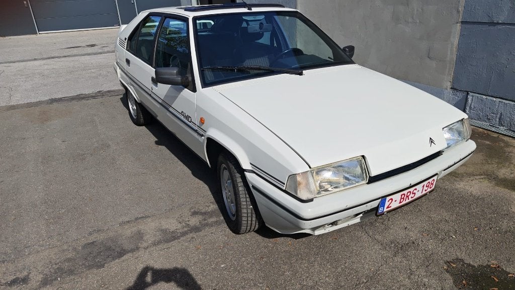 auto, 4 zetels, BX, Particulier, Velours