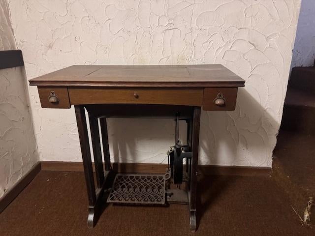 oud stikmachine, Ophalen