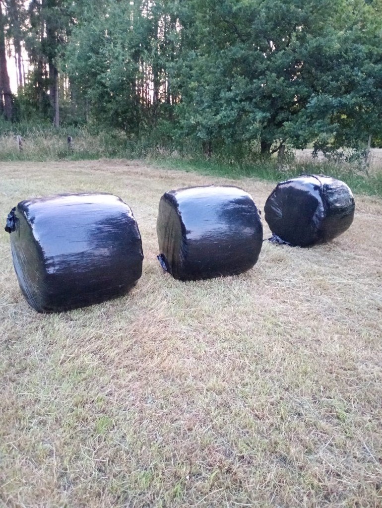 Midi balen voordroog hooi, Ophalen