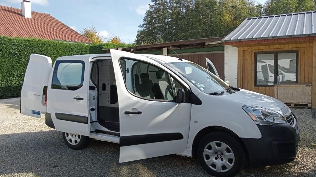 Peugeot Partner - lang model - prima onderhouden, Auto's, Euro 6, Wit, Automatische klimaatregeling, Particulier