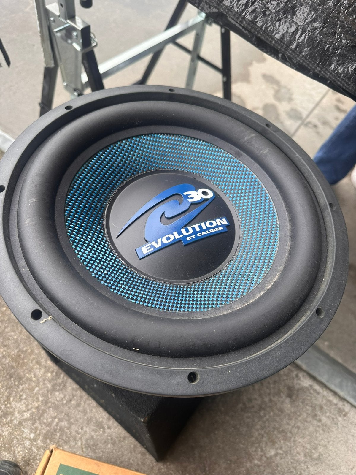 Subwoofer Caliber Evo12 » nouveau, Autos : Divers, Haut-parleurs voiture, Enlèvement, Comme neuf