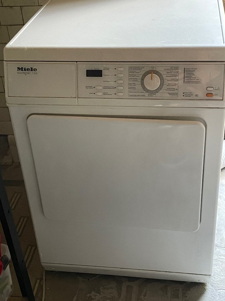 Miele Droogkast luchtafvoerdroger, Ophalen, Gebruikt, Luchtafvoer, 4 tot 6 kg