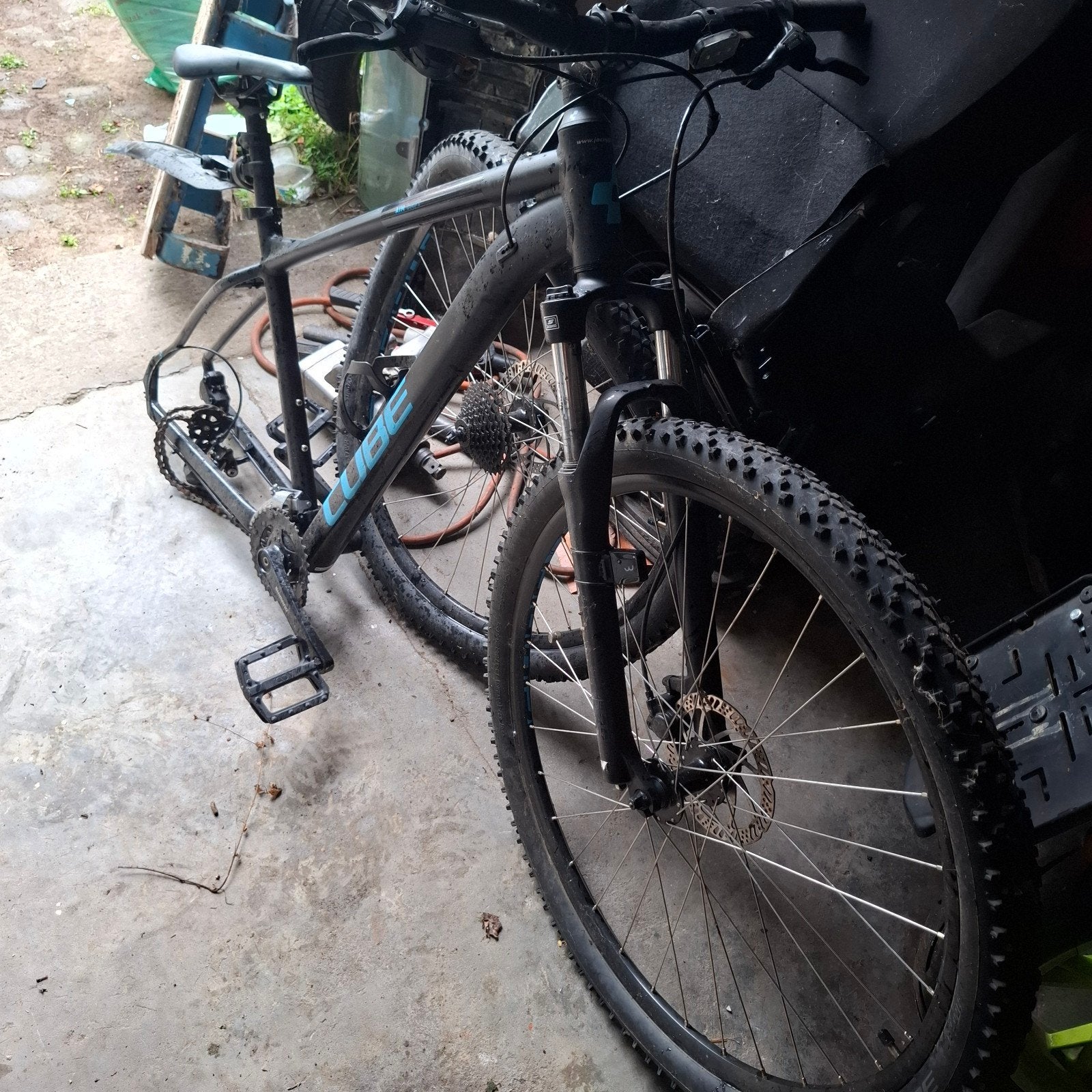 vélo Cube accidenté pour pièces, Enlèvement, Cube