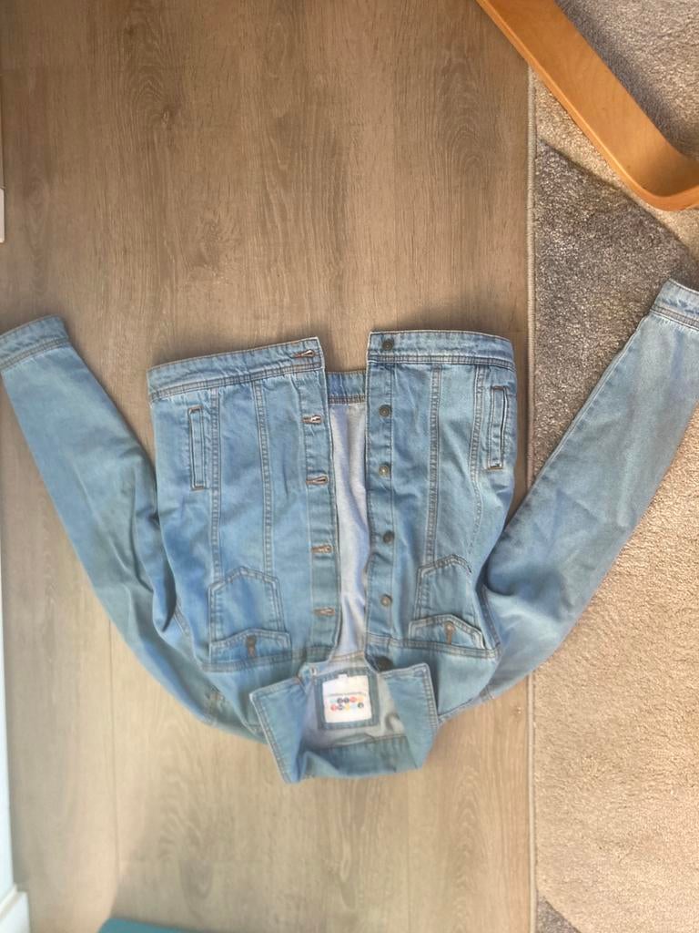 Jeans vest, Ophalen, Zo goed als nieuw