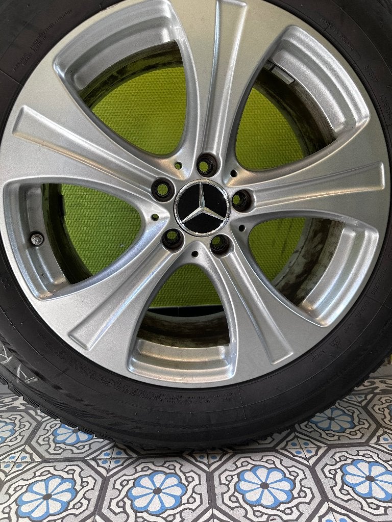 Mercedes-banden, Auto-onderdelen, Banden en Velgen, Ophalen, 18 inch, Nieuw, Winterbanden