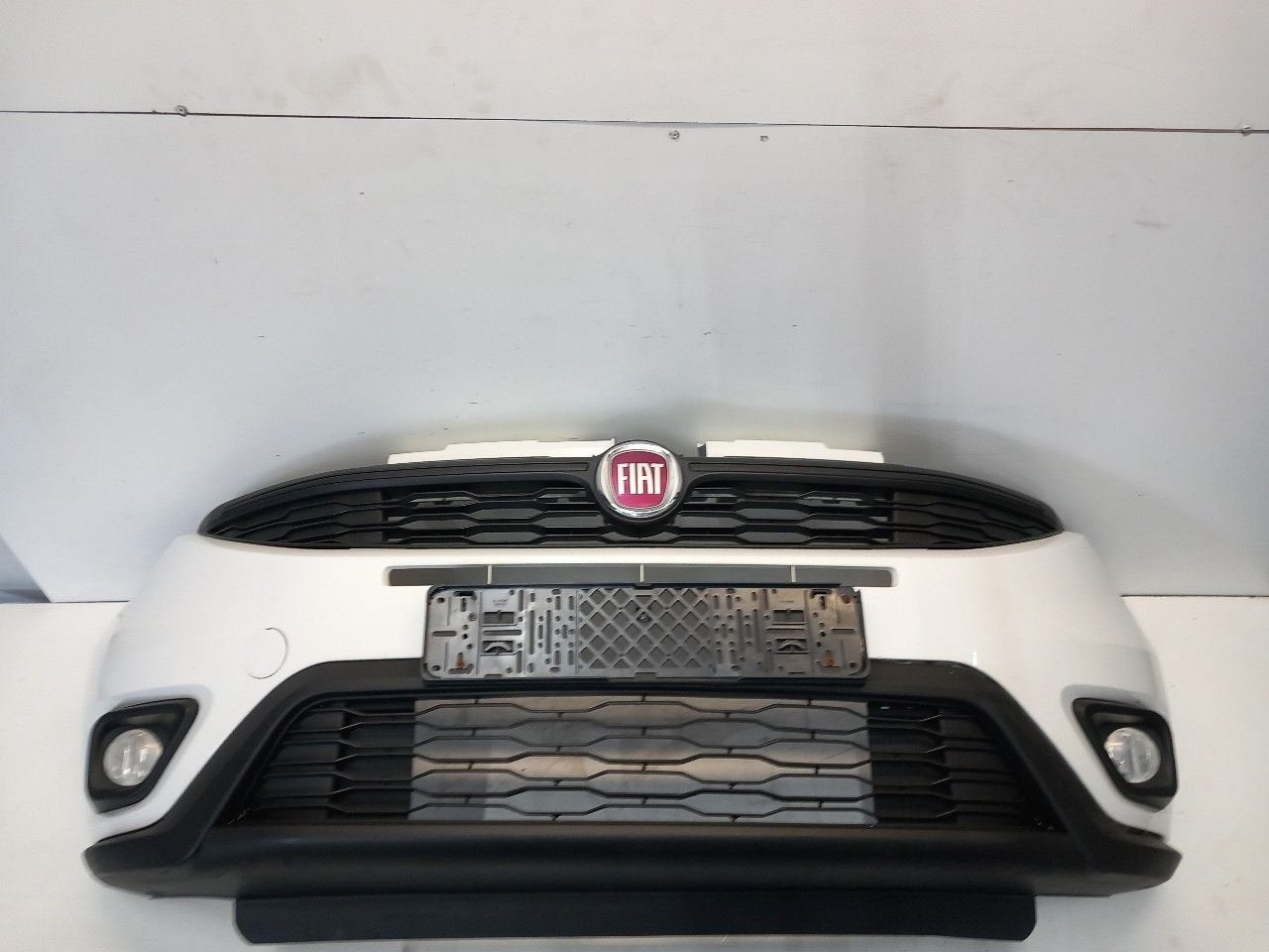 Bumper voor Fiat Doblo, Onderdelen@venauto.nl, Van der Ven Autorecycling B.V., Gebruikt, Ettenseweg 76, 4706 PB Roosendaal, The Netherlands