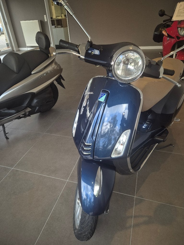 VESPA PRIMAVERA 50 KLASSE B, Fietsen en Brommers, Ophalen, Overige modellen, Benzine, 50 cc