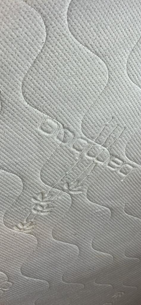 Matras ledikant, Ophalen, Zo goed als nieuw, Matras