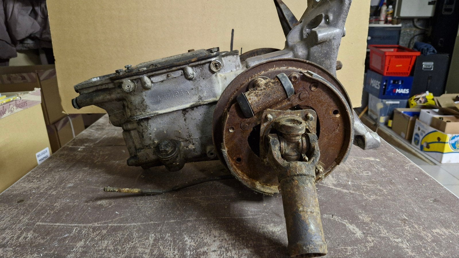 40 euros Boîte pour 2cv AZ années 50-60 non bloquée, Auto's, Particulier, Te koop, 2CV