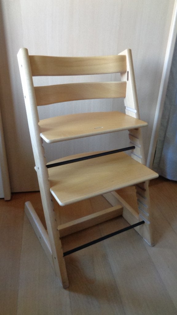 tripp trapp stoel van het merk stokke, Kinderen en Baby's, Ophalen, Zo goed als nieuw, Meegroeistoel, Aanschuifbaar