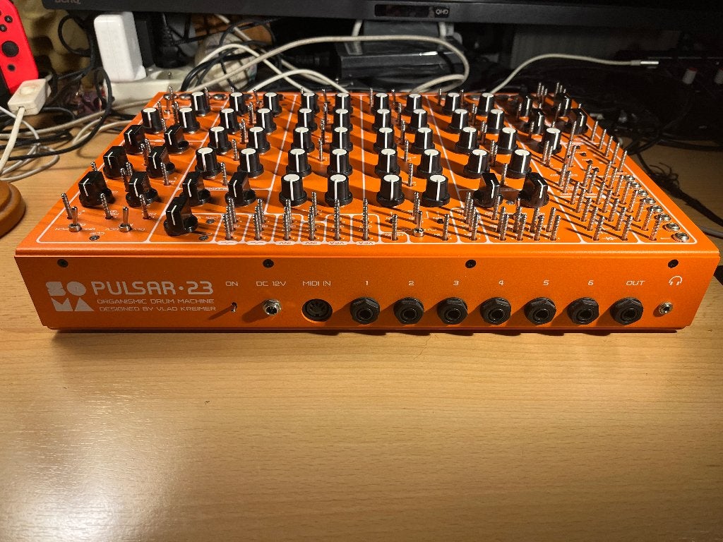 Pulsar 23 (Turret) Soma + hoesje + schermbeschermer, Muziek en Instrumenten, Ophalen, Zo goed als nieuw, Overige merken