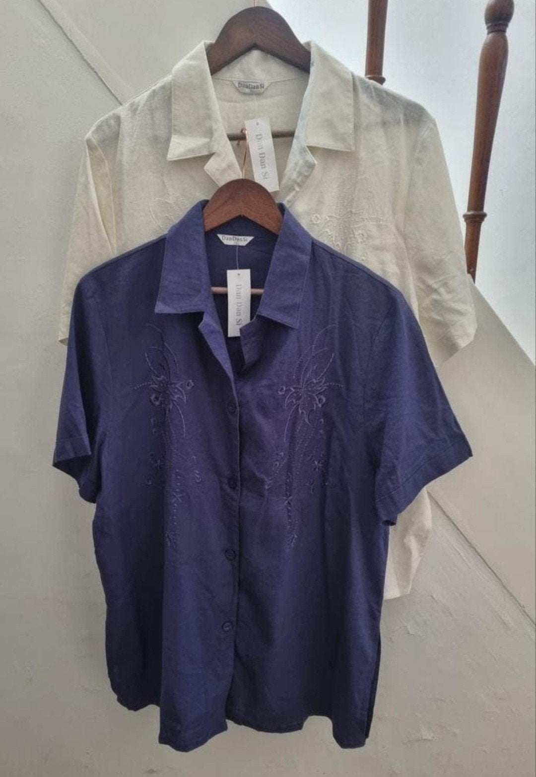 DAMDAMSI 2 Nieuwe Blouses Maat XL - Met borduurwerk, Kleding | Dames, DamDamSi, Blauw, Maat 46/48 (XL) of groter, Nieuw