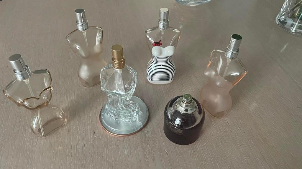 JEAN PAUL GAULTIER collectie lege parfumflesjes, Verzamelen, Parfumverzamelingen, Ophalen of Verzenden, Gebruikt, Parfumfles