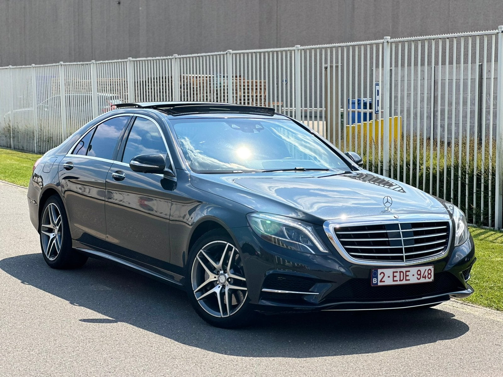Gamme Mercedes S350 Amg, Autos, Cuir, Achat, Entreprise, Autres couleurs