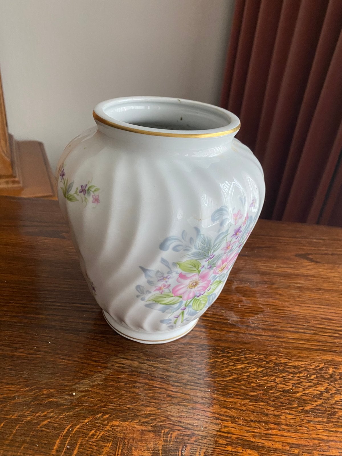 Vaas limoges porcelaine, Ophalen