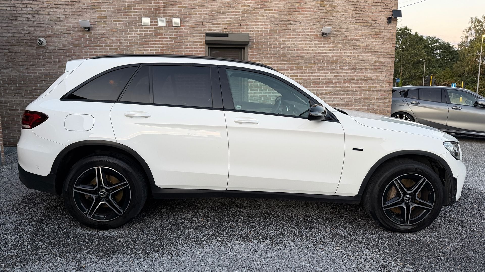 Mercedes Benz Glc 300 De 4Matic AMG-Line, Auto's, Automaat, Dealer onderhouden, Gebruikt, Wit