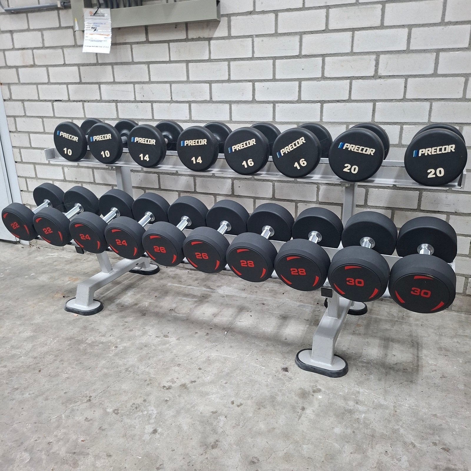 Urethane Dumbells Set 10 kilo tot 30 kilo + Panatta Rack, Ophalen