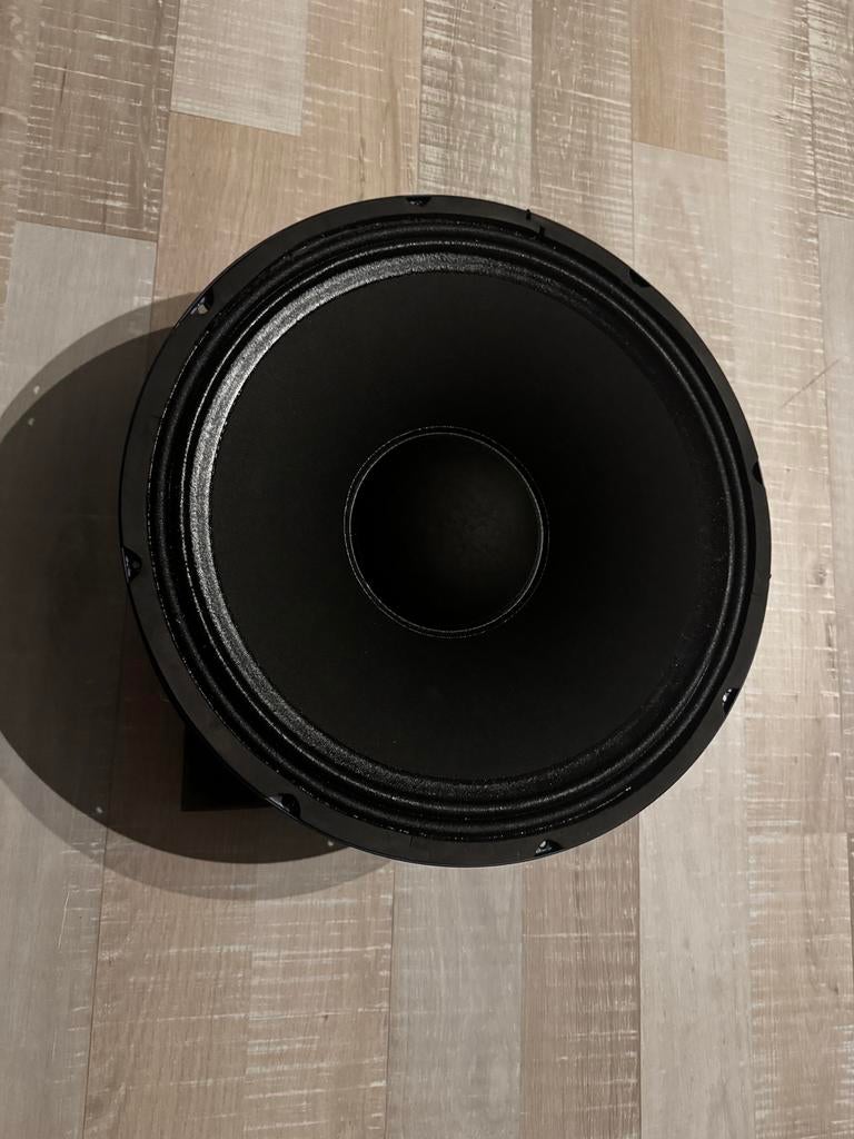 Turbosound woofer, Enlèvement, Neuf, Subwoofer