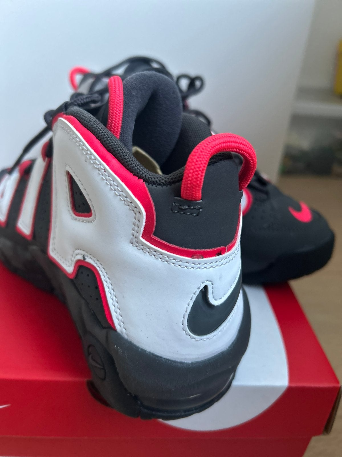 Nieuwe Nike air more uptempo, Enlèvement ou Envoi, Neuf, Garçon ou Fille, Chaussures