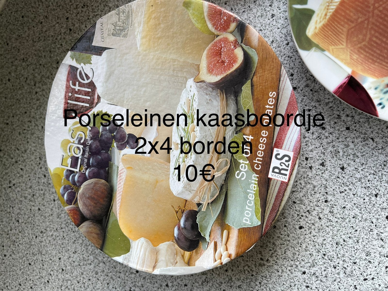 Assiettes à fromage en porcelaine, Enlèvement, Comme neuf