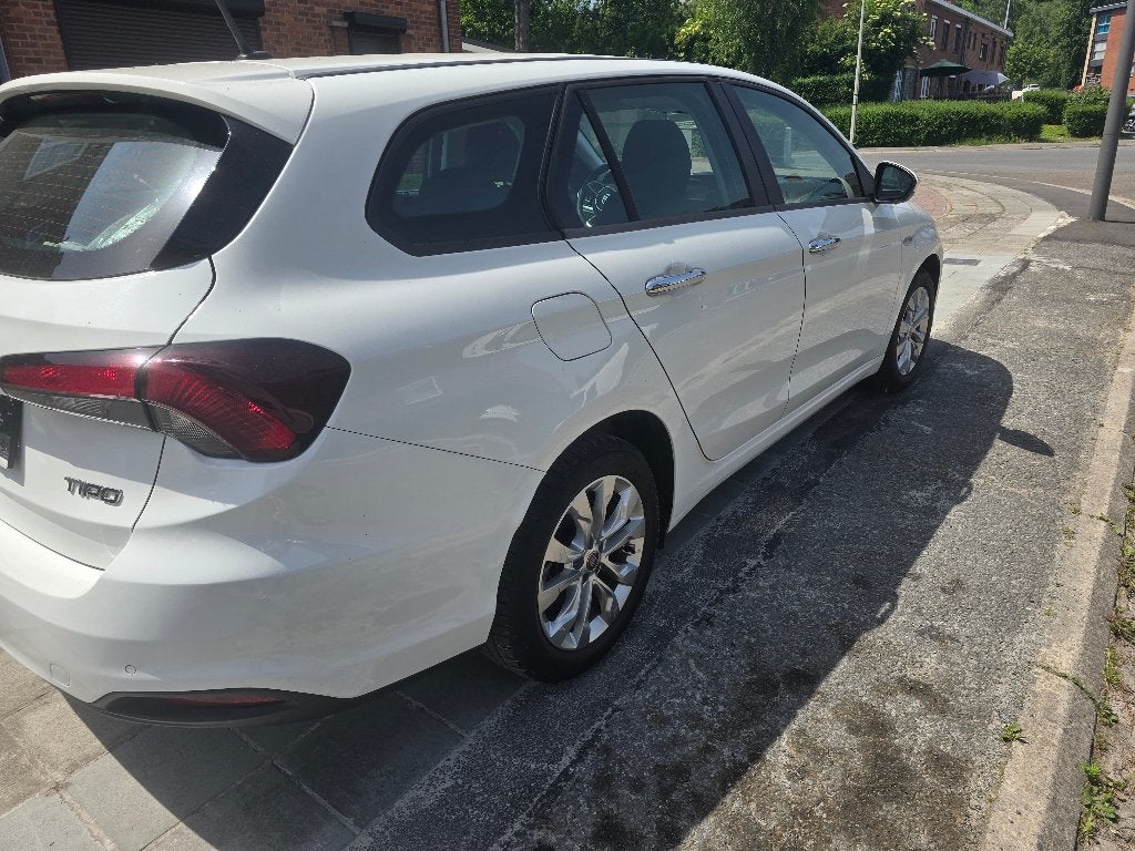 Fiat Tipo 2020 moet 53.000 km afleggen!, Auto's, Fiat, Particulier, Tipo, Benzine, Euro 6, Break, 5 deurs, Handgeschakeld, Wit