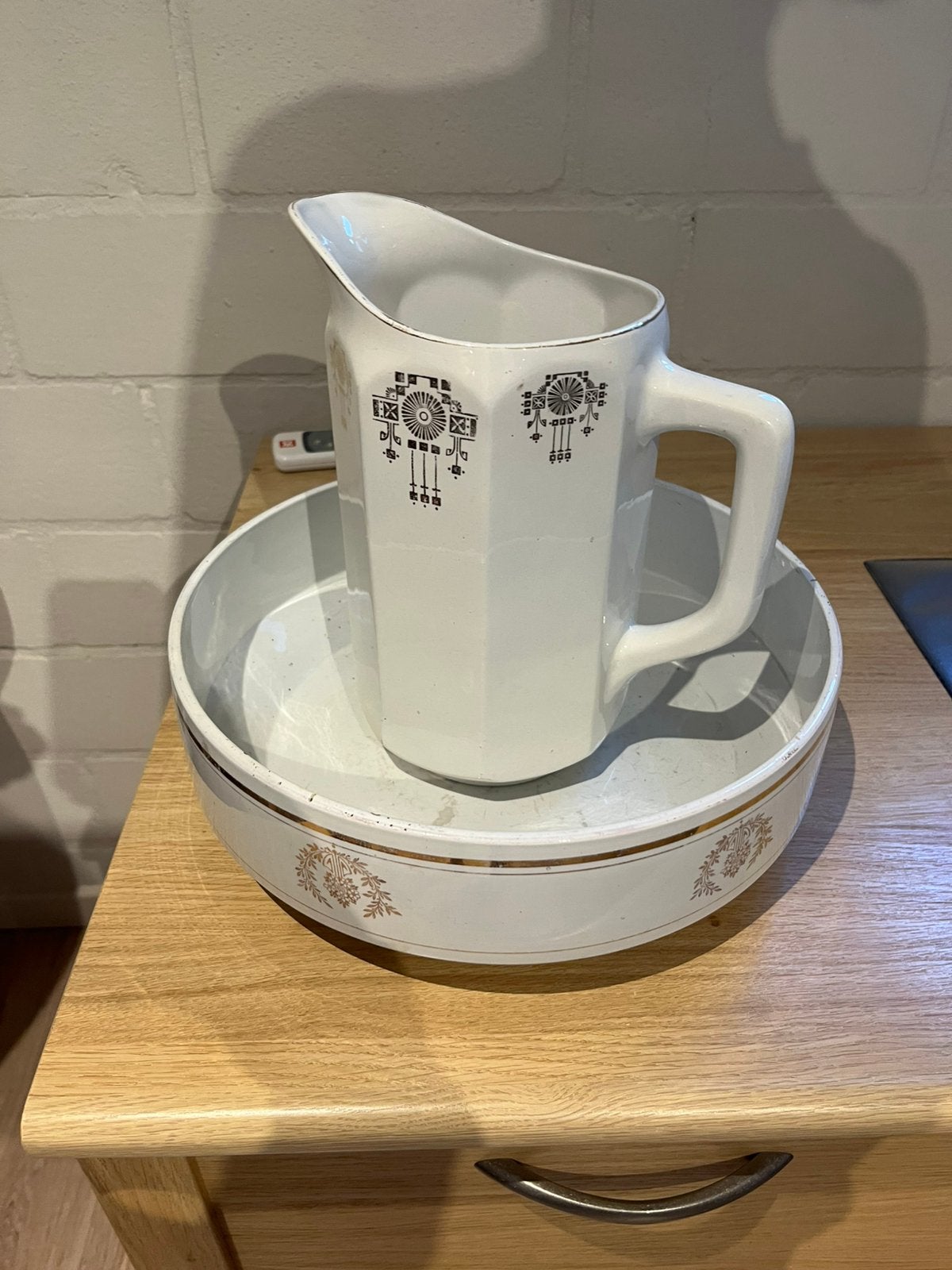 Vasque ancienne Nimy avec carafe à eau — Art Déco, Antiquités & Art, Enlèvement
