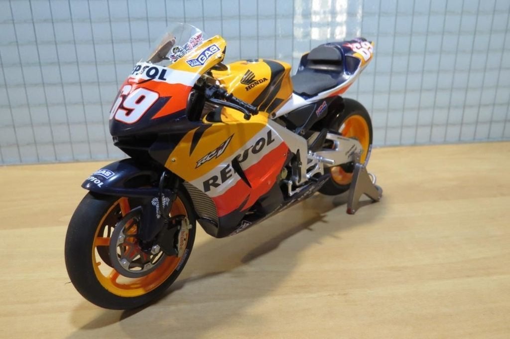 Nicky Hayden world champion Honda RC212V 2006 1:12, Ophalen of Verzenden, Nieuw, 1:9 t/m 1:12, Motor