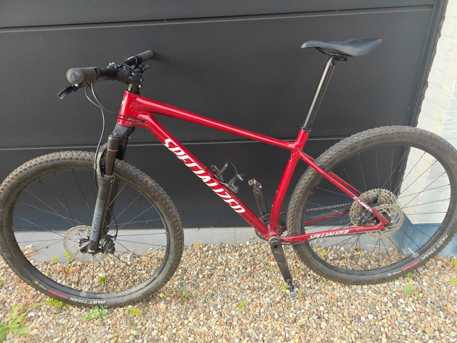 Spécialisé en VTT, Enlèvement