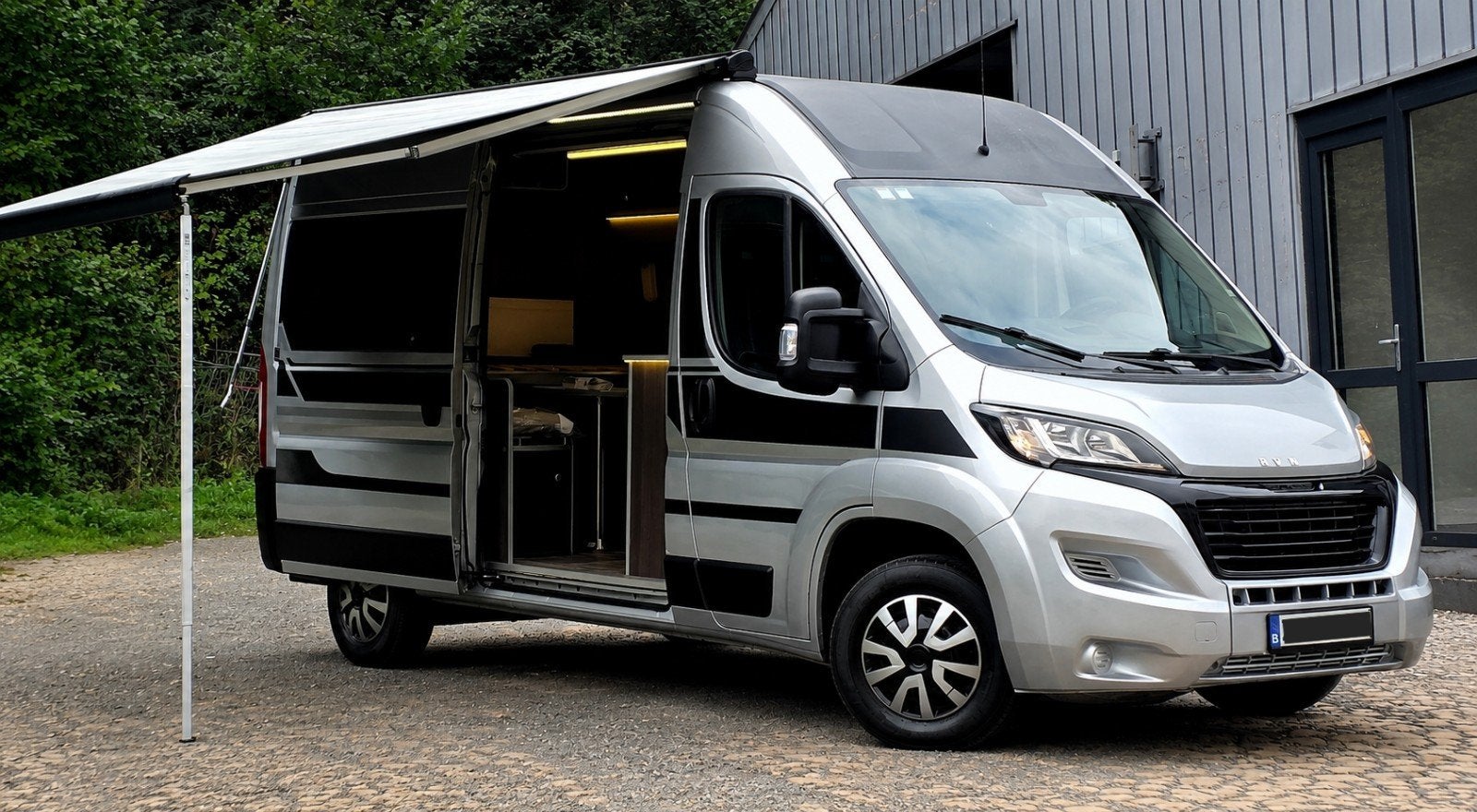 Van Aménagé‼️RVN️ - SILVER GHOST‼️12M GARANTIE, Caravanes & Camping, Boîte manuelle, Diesel, Particulier, Climatisation