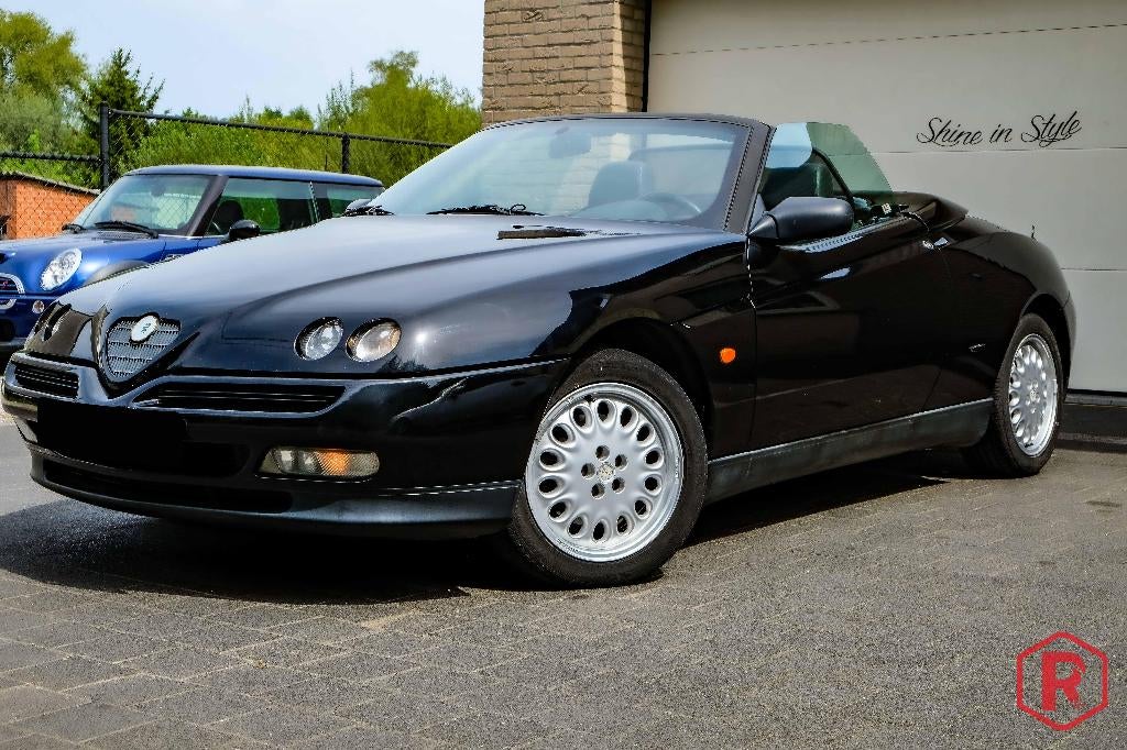 Alfa Romeo Spider 2.0 150pk 1997 Windscherm, Auto's, Voorwielaandrijving, 4 cilinders, Cabriolet, Spider