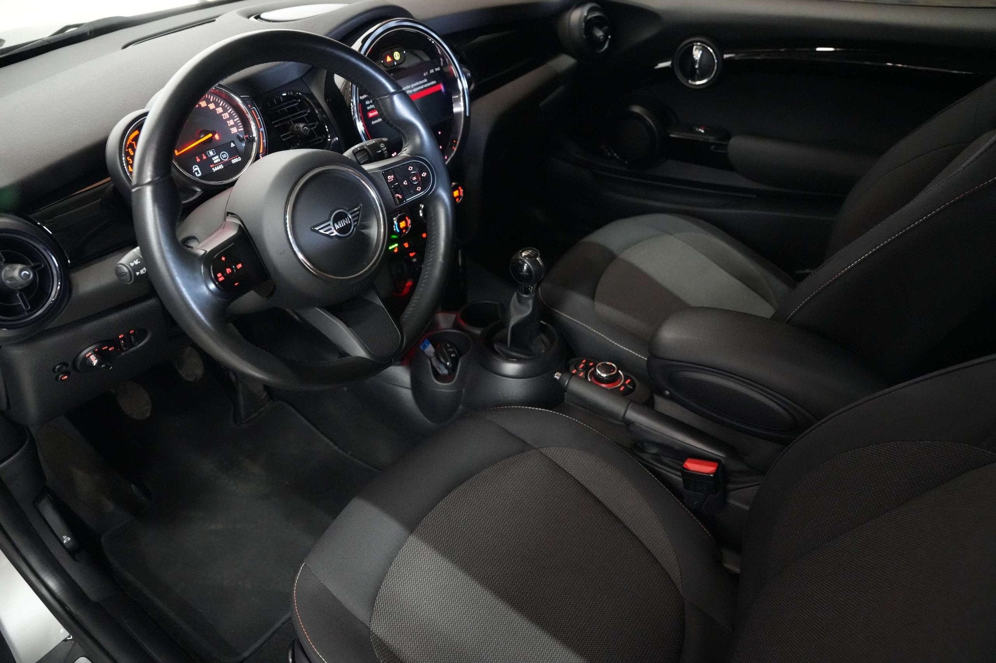 Mini Cooper 1.5 Cooper Benzine Garantie EURO 6d, Argent ou Gris, Achat, Euro 6, Entreprise