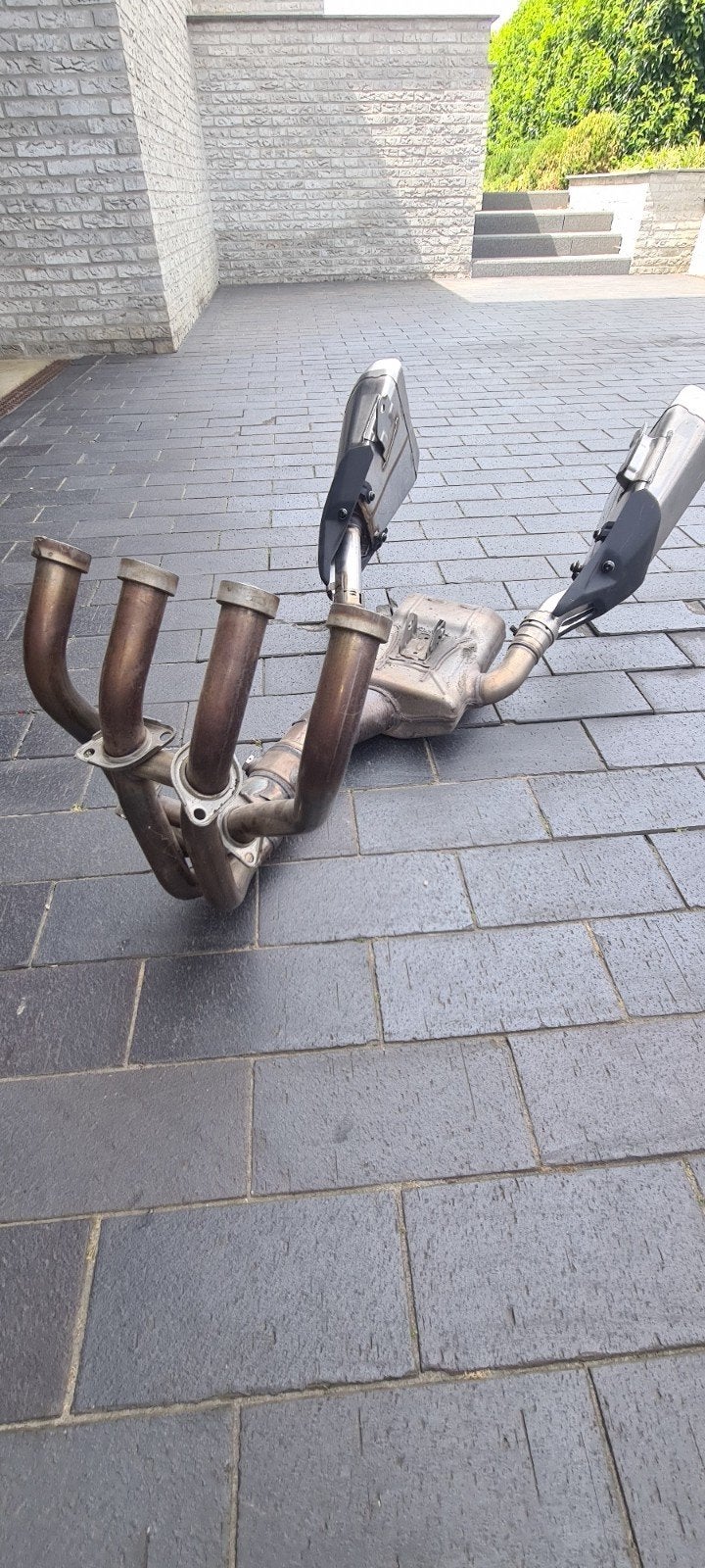Kawasaki Z1000 uitlaat, Ophalen