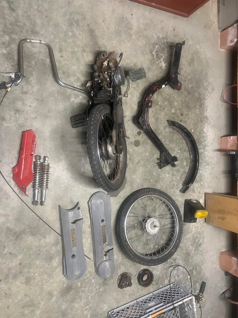 Honda Camino onderdelen, Enlèvement, Utilisé