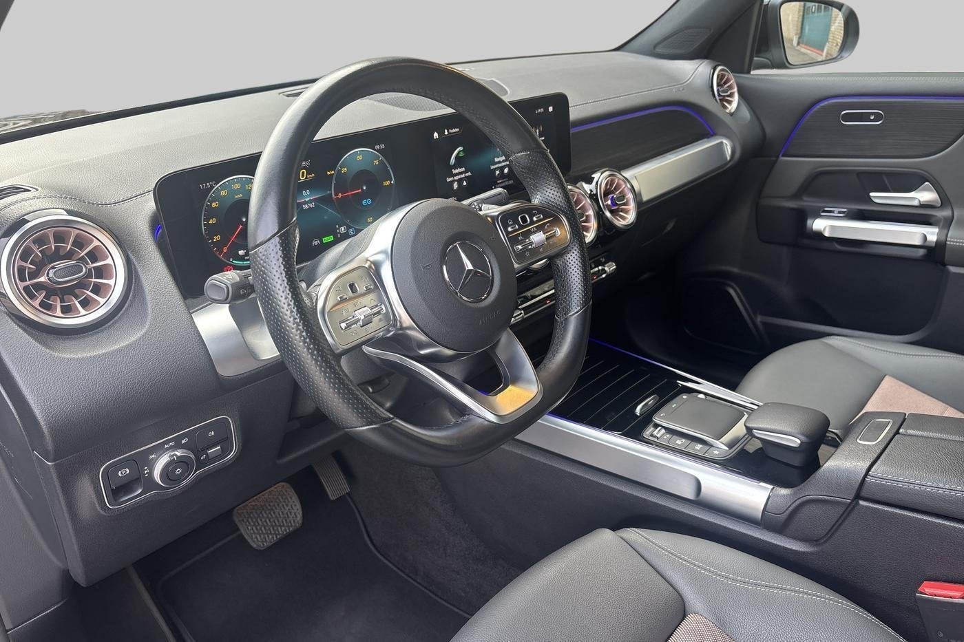 Mercedes-Benz EQB 300 4MATIC, Auto's, Automaat, 360° camera, Stof, Gebruikt