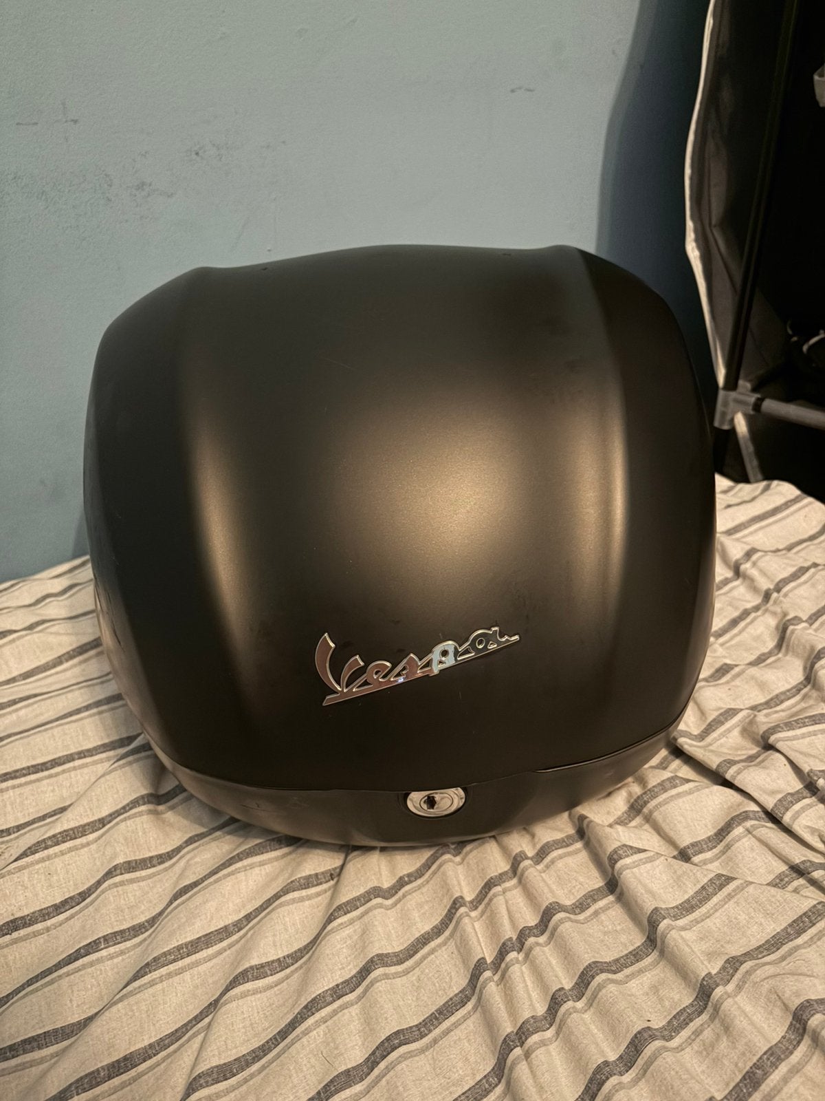Vespa topkoffer mat zwart, Motoren, Accessoires | Koffers en Tassen, Ophalen, Gebruikt