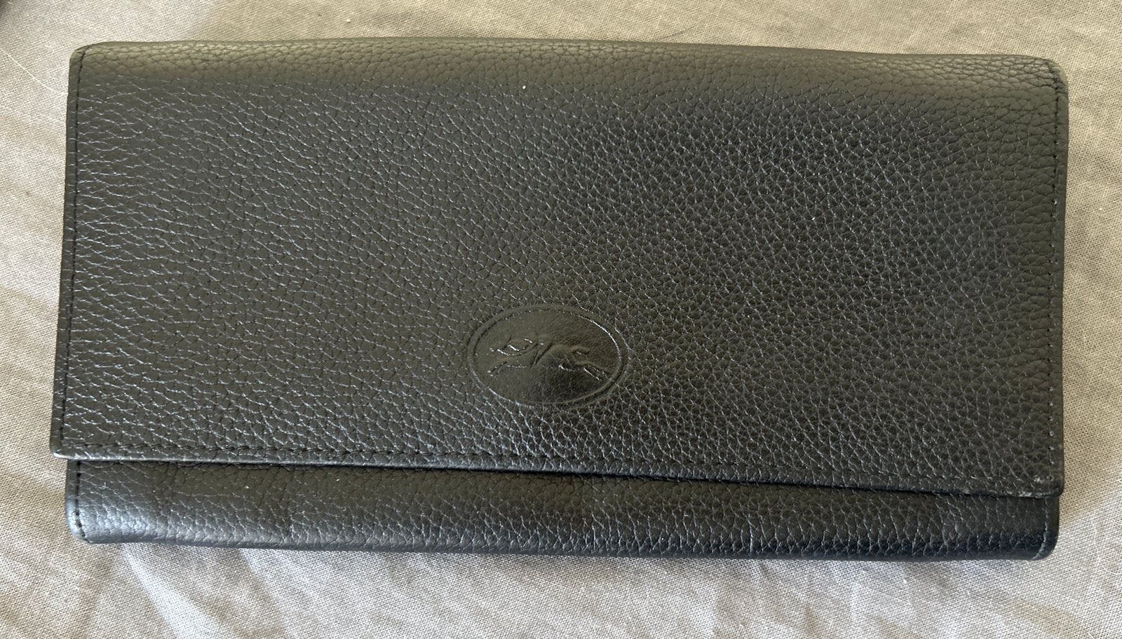 Longchamp grote zwarte portemonnee met generfd leer, Overige merken, Gebruikt, Zwart, Ophalen of Verzenden