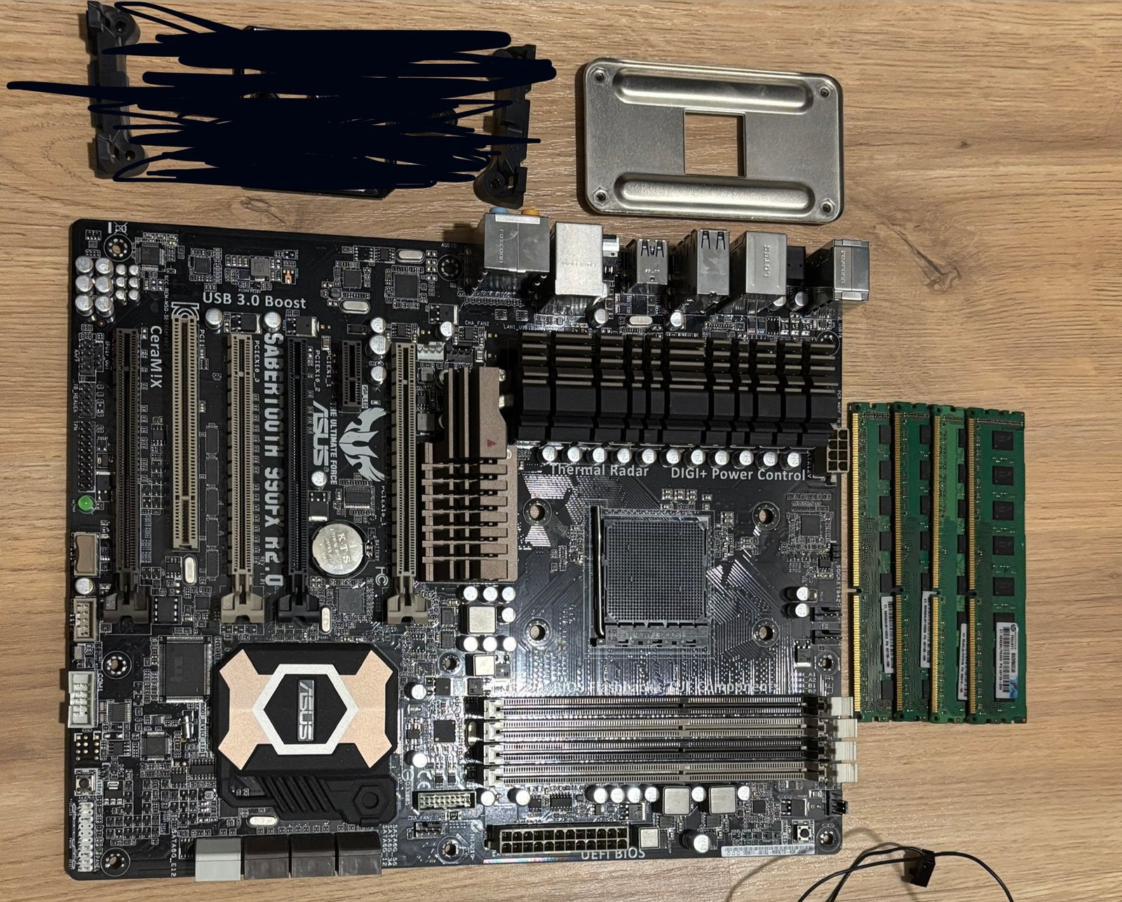 ASUS TUF 990FX R2.0 + 16 GB DDR3 RAM, Computers en Software, Moederborden, Ophalen, Zo goed als nieuw, DDR3