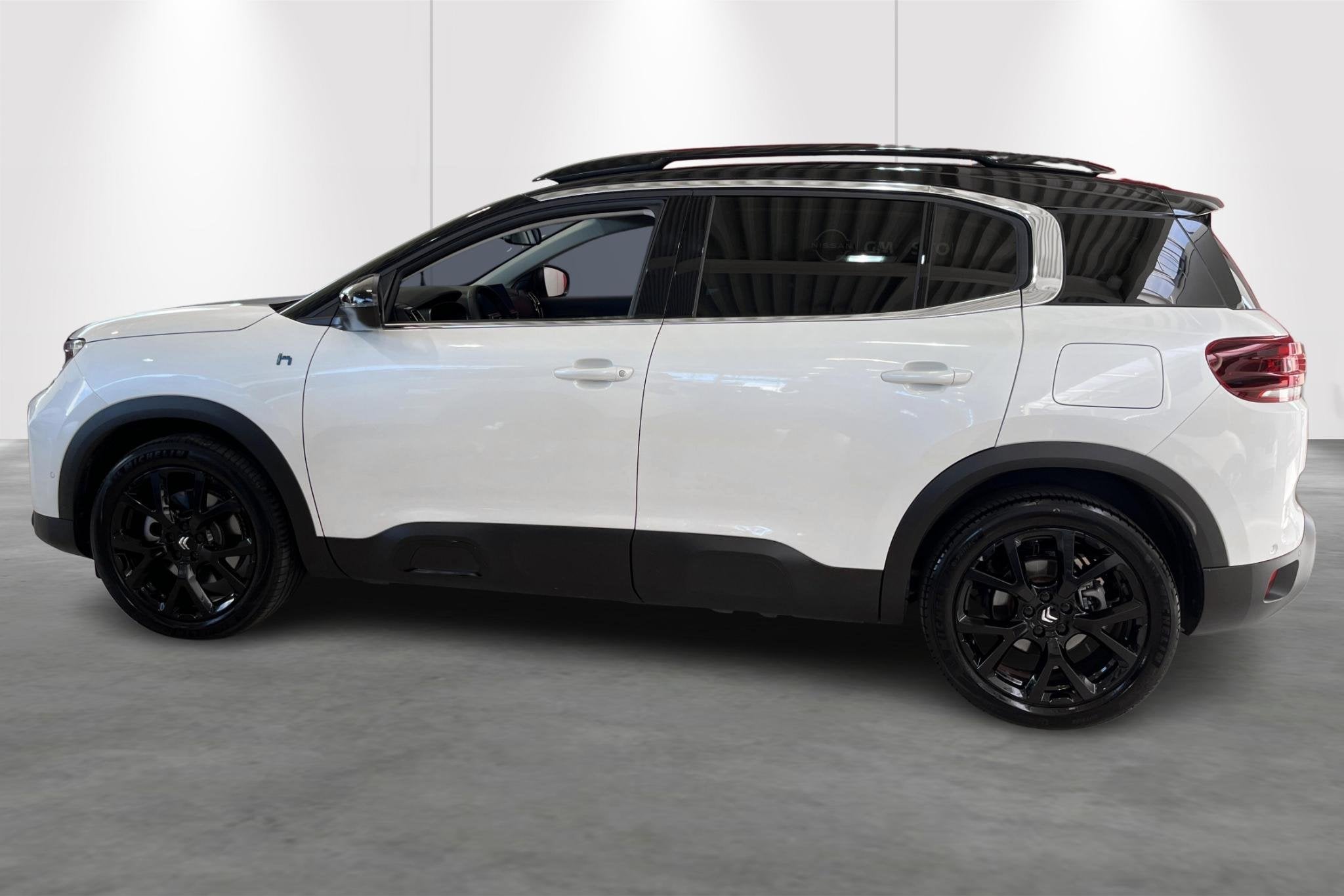 Citroën C5 Aircross 1.6 Plug-in Hybrid 225 e-EAT8 Ë-SERIES, Autos, Citroën, 244 min, https://public.car-pass.be/vhr/53407ace-5fd3-4907-8a9f-122fee24261b