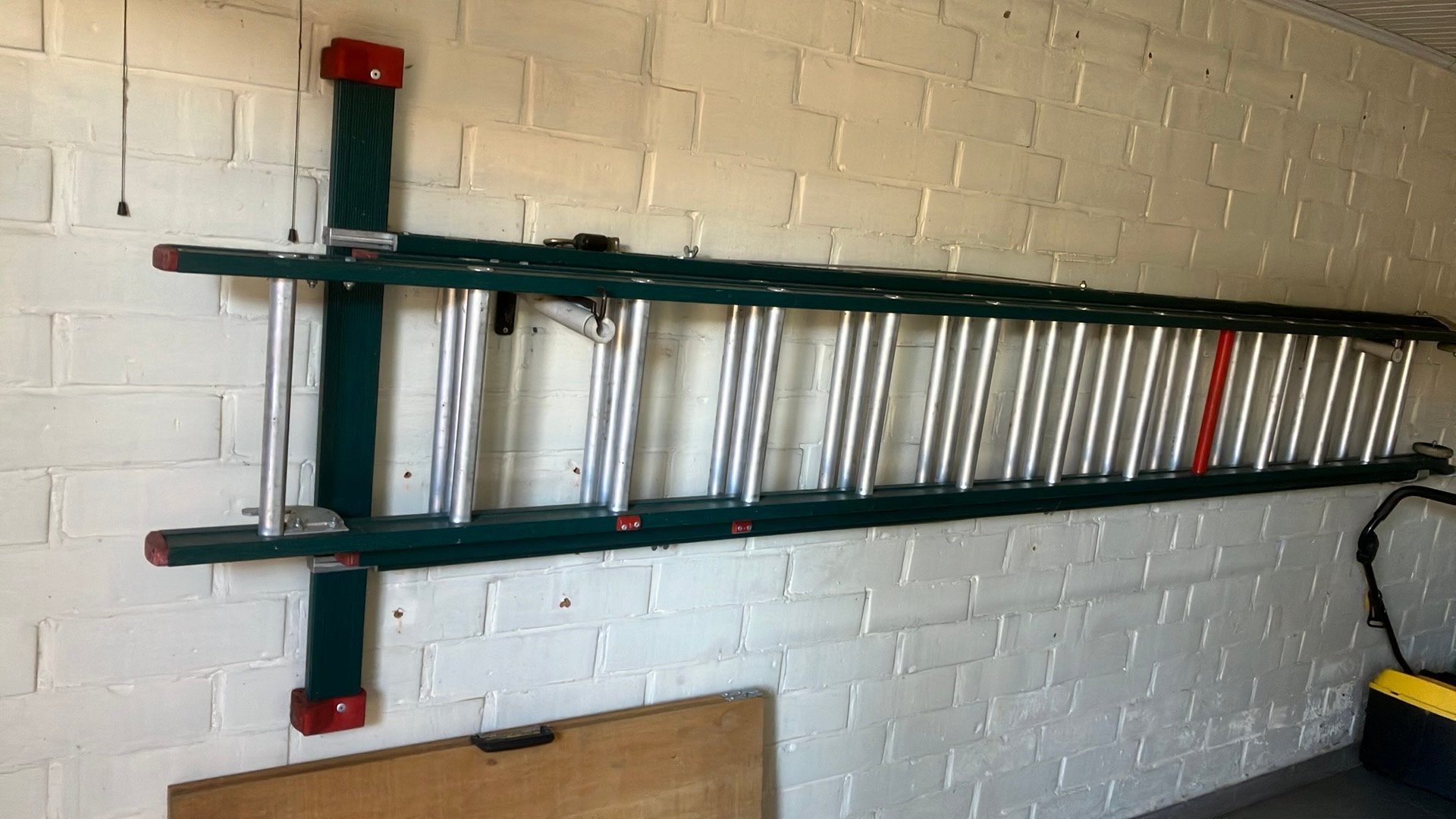 Ladder, Ophalen, Zo goed als nieuw