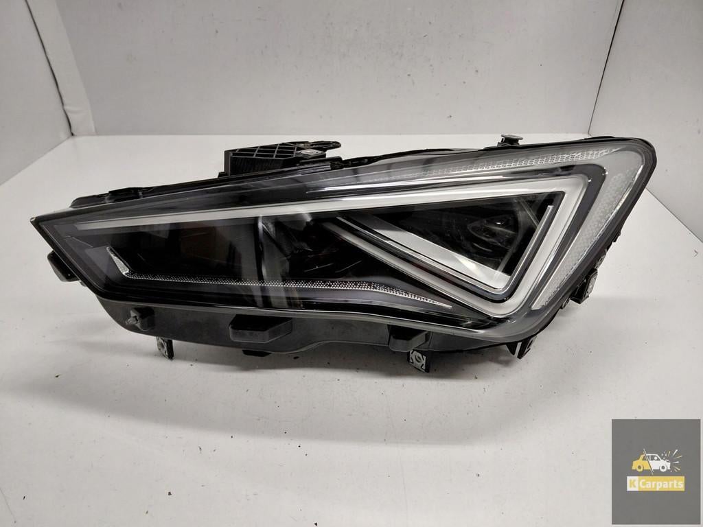 5FB.941.035.B, Seat Leon IV Matrix lamp links, Gebruikt, Autovia A-2, Km 585 585
08760  Martorell, ES, SEAT S.A., Customercare@seat.es