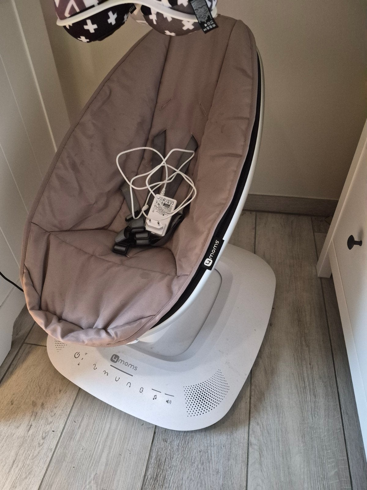 4moms mamaroo 5, Enfants & Bébés, Autres marques, Comme neuf, Enlèvement, Avec ceinture(s)