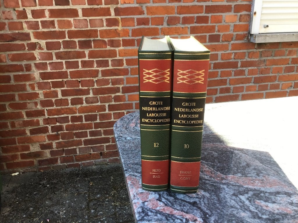 Grote Nederlandse Larousse encyclopedie, volledig set., Boeken, Encyclopedieën, Ophalen, Zo goed als nieuw, Algemeen, Complete serie