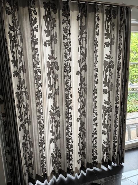 Draperieën, Ophalen, 200 cm of meer, Grijs wit, Zo goed als nieuw