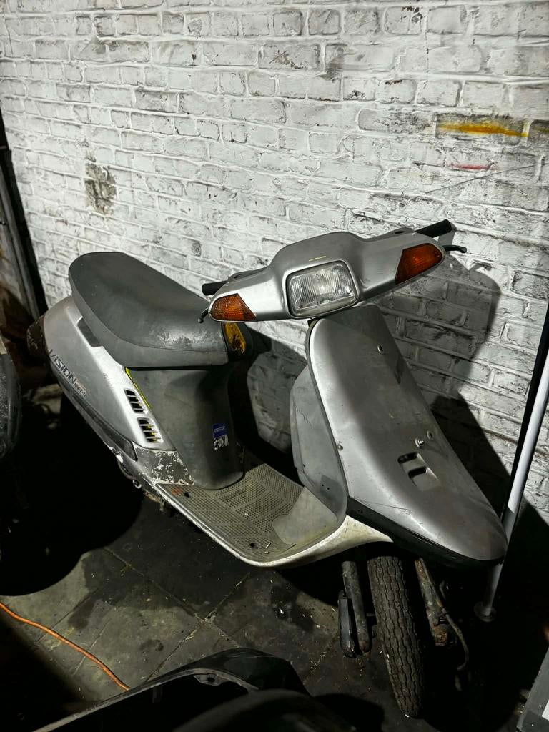 Honda vision a en b klasse/lot, Enlèvement, Comme neuf