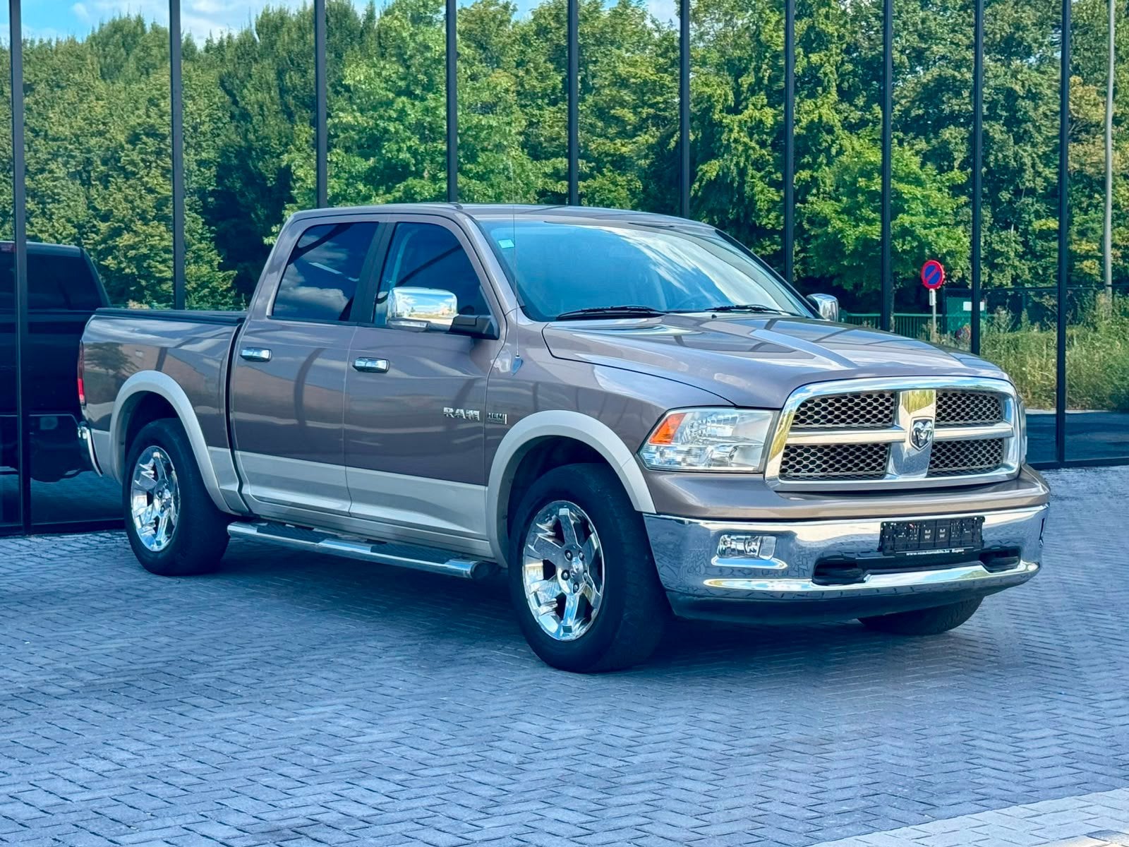 Dodge Ram Laramie 5.7 HEMI V8 – 2010 – LPG – 210.000 km., Auto's, Dodge, Particulier, RAM 1500, Achteruitrijcamera, LPG, SUV of Terreinwagen